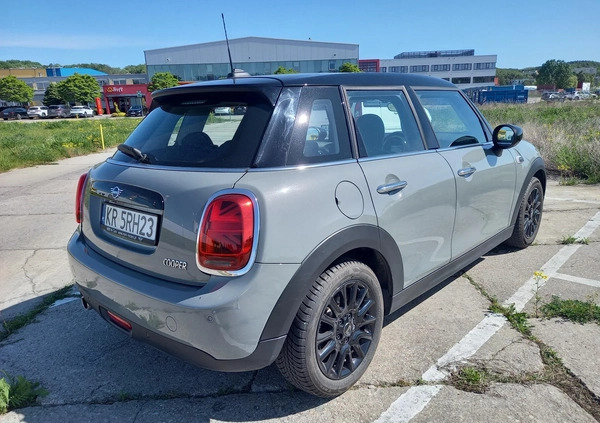 MINI Cooper cena 85000 przebieg: 46642, rok produkcji 2021 z Gdynia małe 154